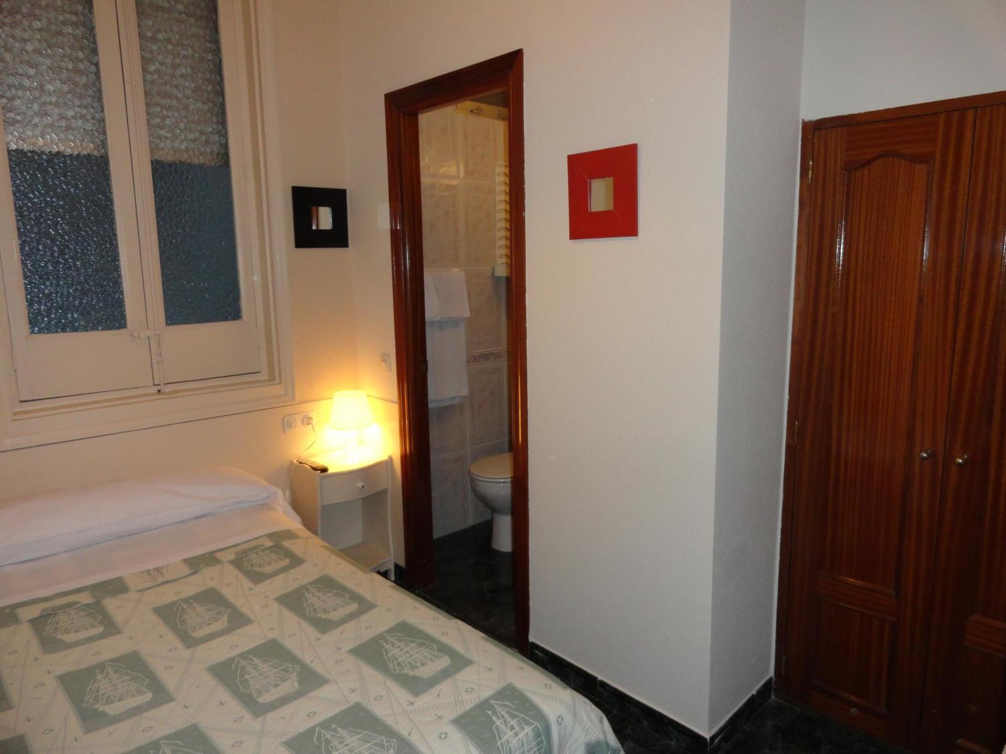 Hostal Alistana Madri Exterior foto