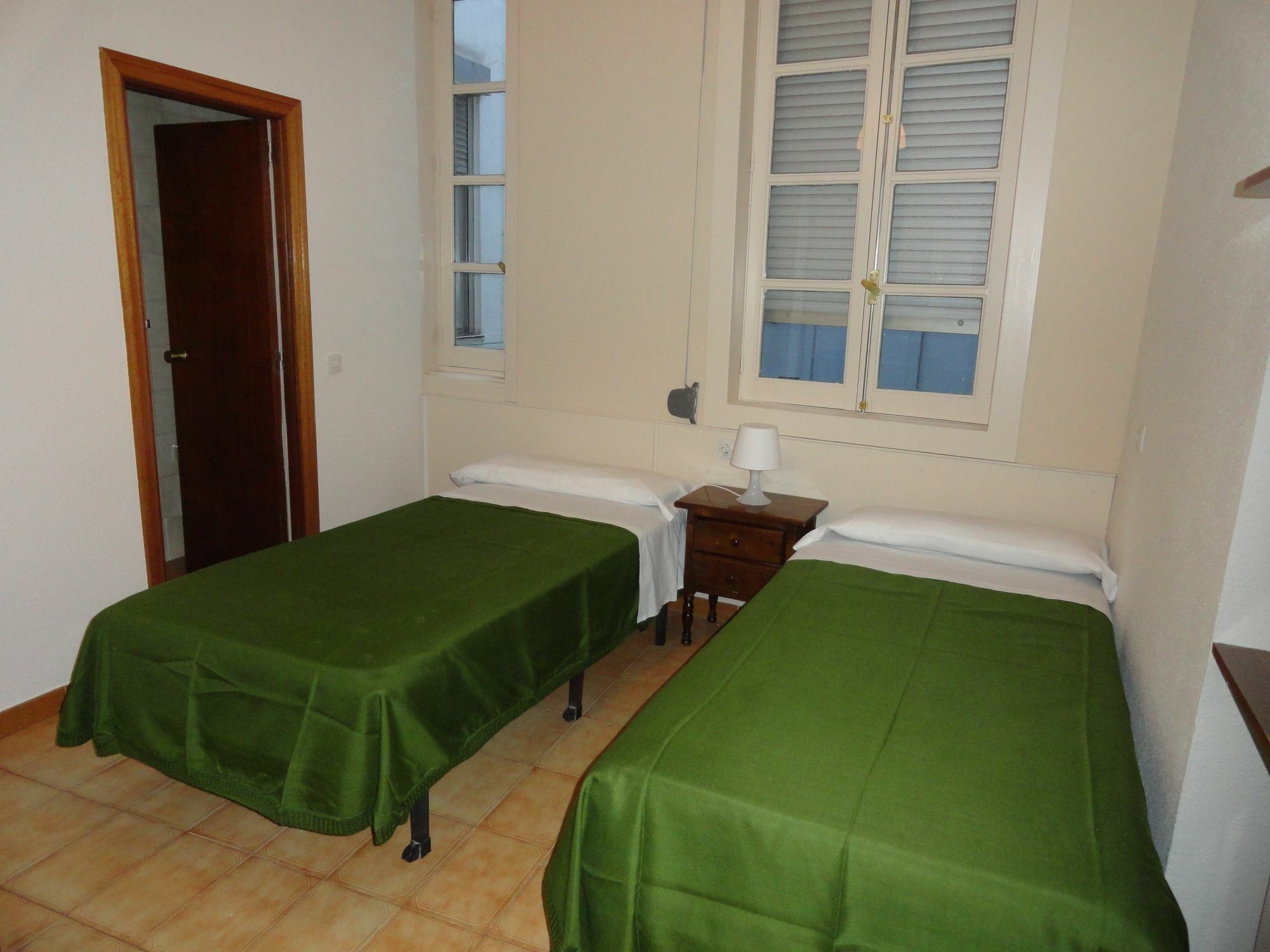 Hostal Alistana Madri Exterior foto